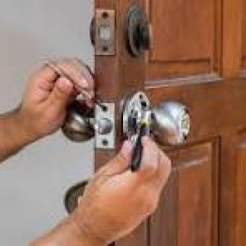 خدمات کلید سازی غرب الوکلید